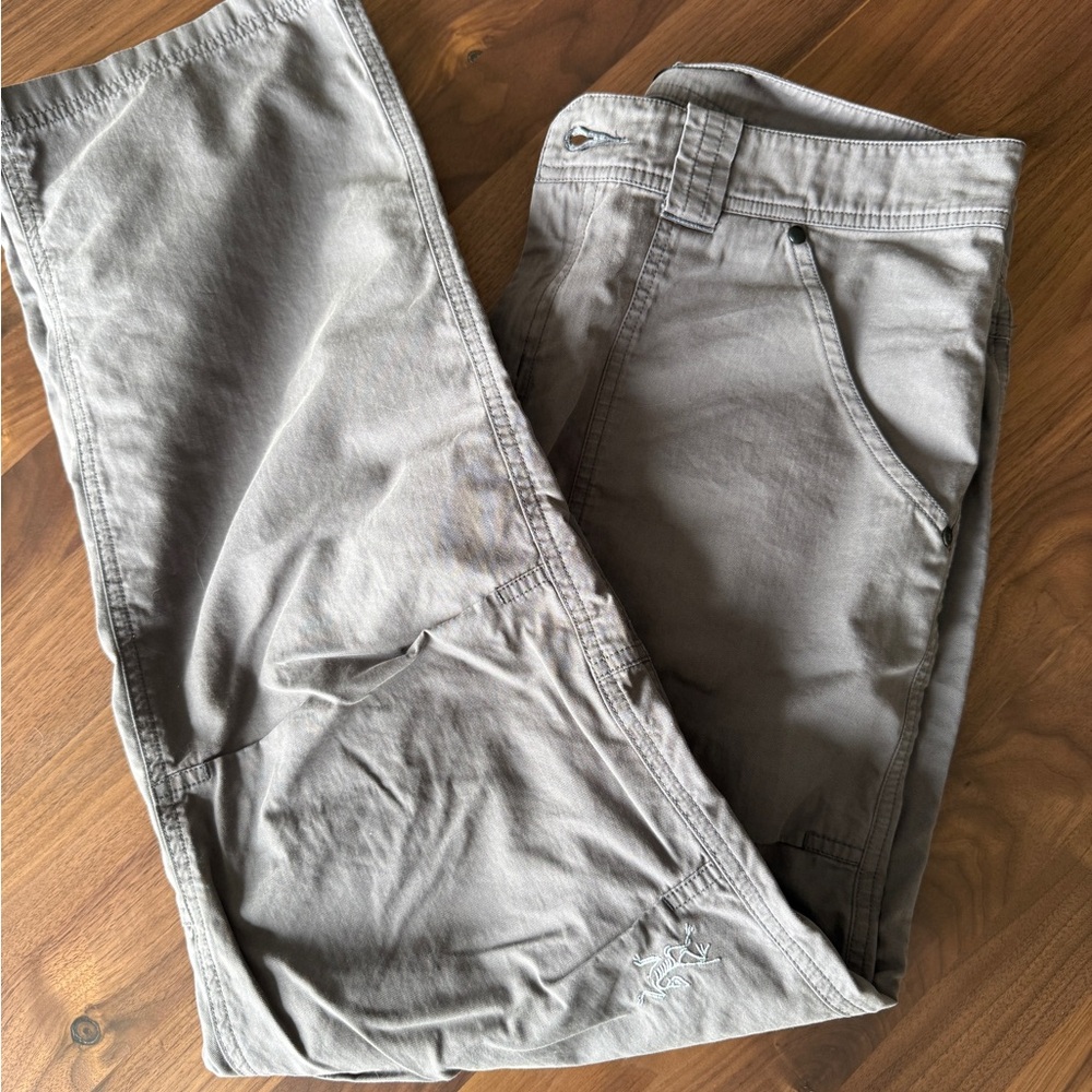 Arc'teryx Men's Gray Utility Pants size 32 waist - Picture 10 of 10